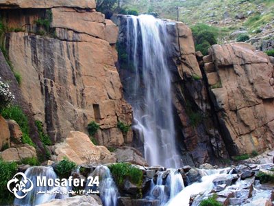 آبشار گنج نامه